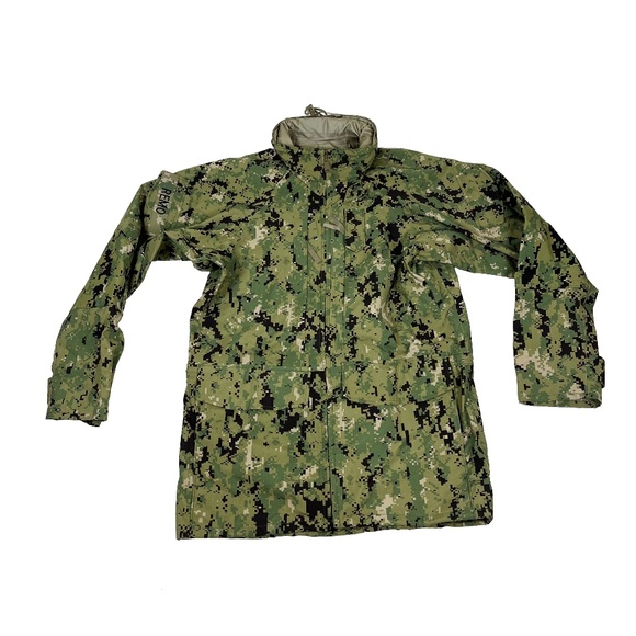 US Navy Type III Parka Working Green Digital Camo - Picture 1 of 4